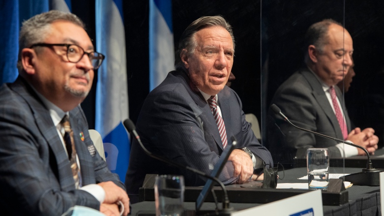 Quebec predicts 'steep exponential rise' in COVID-19 cases, brings in new gathering limits Boxing Day; 