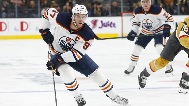 Connor McDavid tests positive for COVID-19