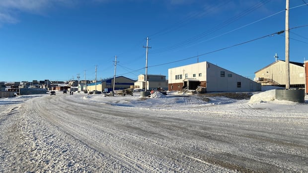 Nunavut MLAs push for updates on water infrastructure projects
