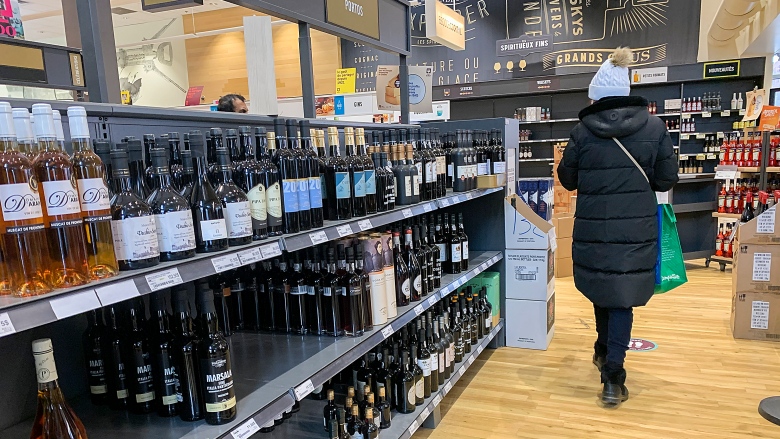 COVID-19 in Quebec: What you need to know Wednesday; Starting today, customers no longer need to show proof of vaccination to enter SAQs, cannabis stores as well as larger retail outlets.