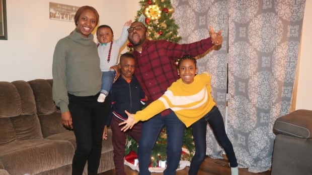 Immigration pilot program helps Nigerian family settle in Timmins