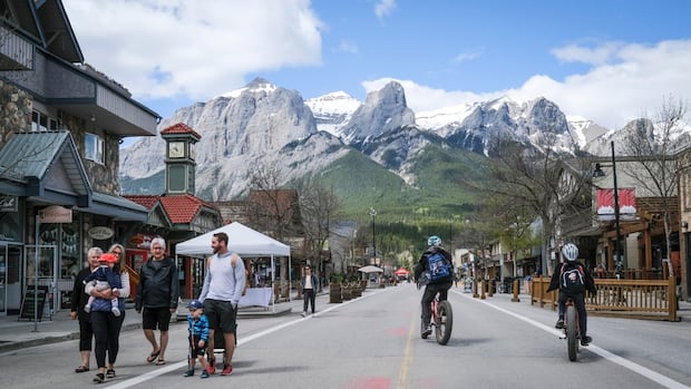 Canmore council approves 25-year downtown redevelopment plan — with some final changes