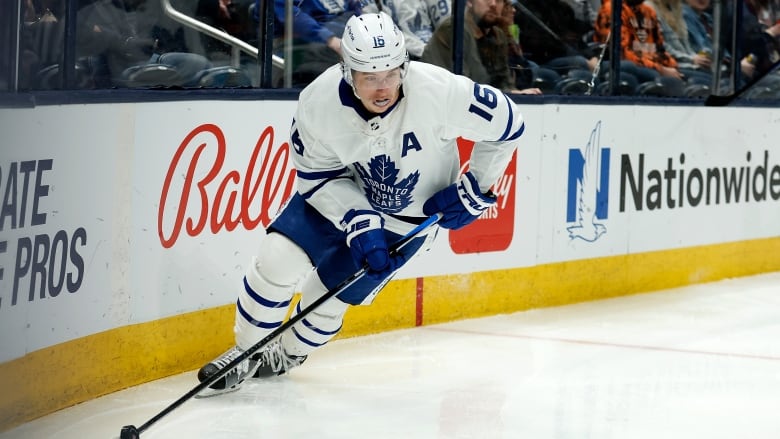 Toronto Maple Leafs 4, Detroit Red Wings 1: Photos from Canada