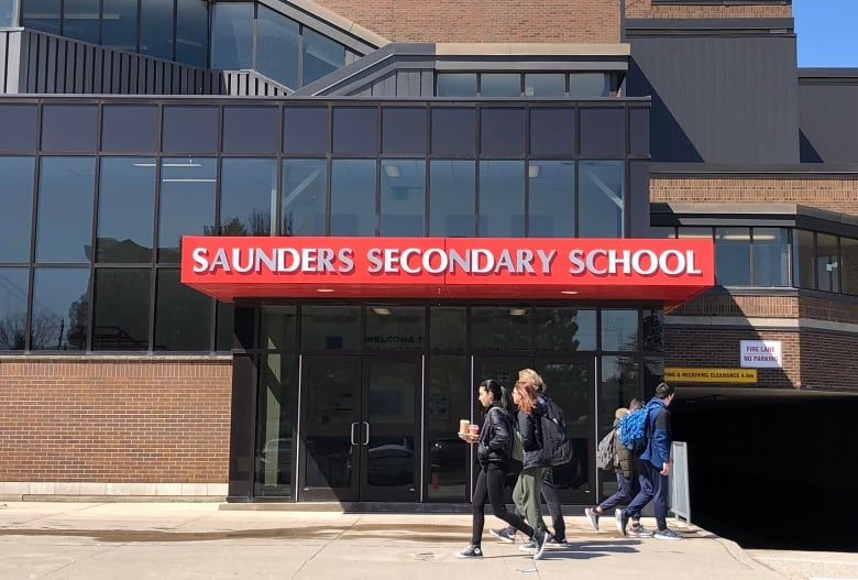 Father demands answers after son faces violent bullies at Saunders