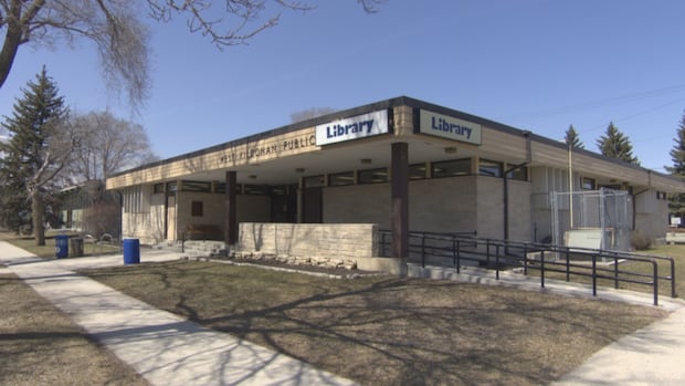 Supporters worry plans for new Winnipeg library branch could mean end of West Kildonan location