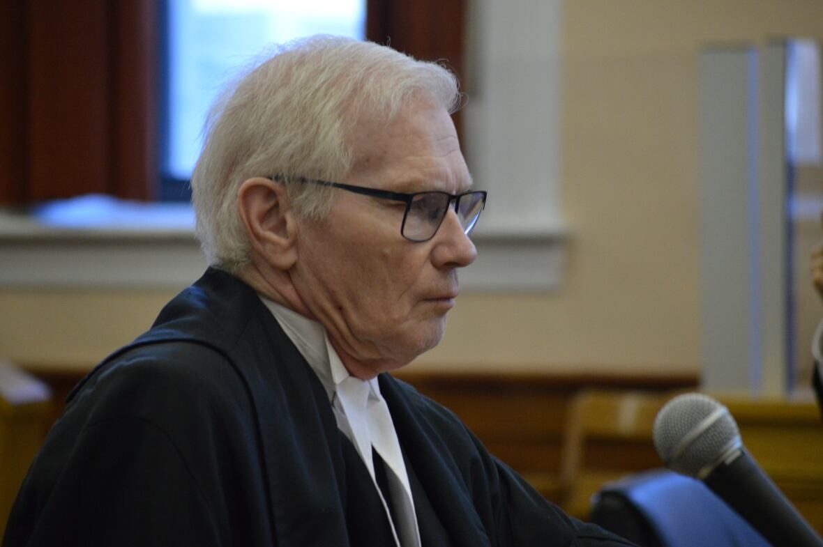 Hopkins attempts to plead guilty in sex assault trial, citing alleged