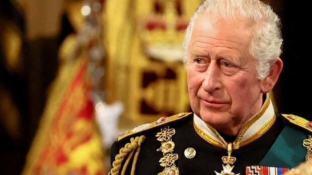 Prins Charles houdt voor het eerst de toespraak van de koningin bij de opening van het parlement