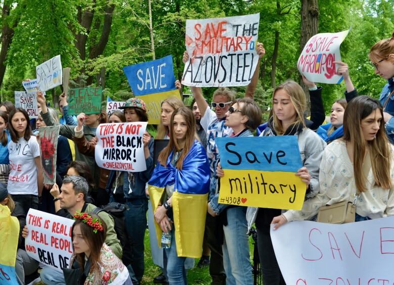 Fear and hope: Mariupol's defenders walk into Russian custody and an  uncertain future | CBC News