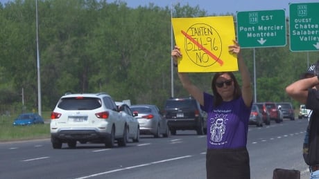 Mercier bridge protest Bill 96