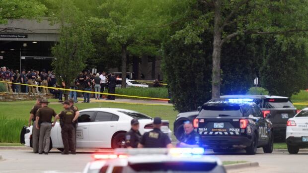 4 people slain in shooting at Tulsa, Okla., medical building, police say