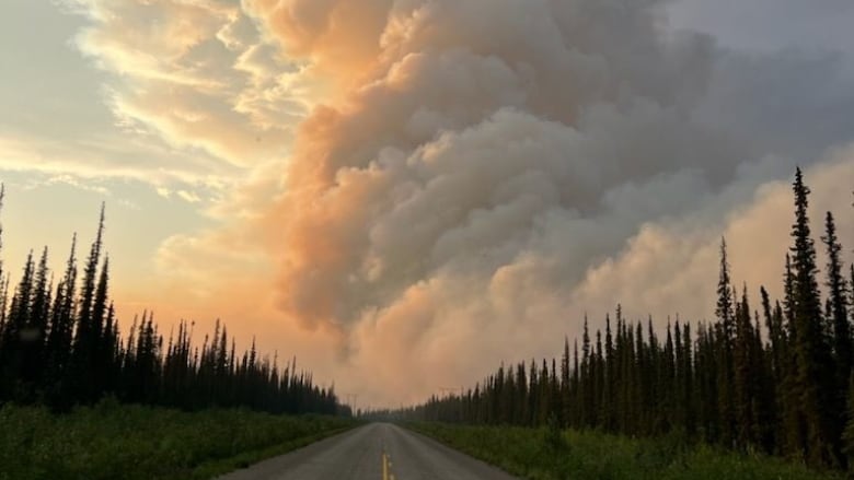 yukon fires travel