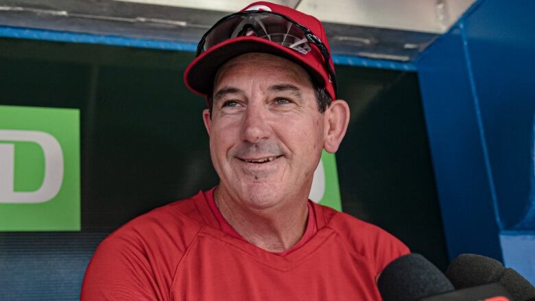 Phillies Rob Thomson Becomes 1st Canadian To Manage Big league Game In 