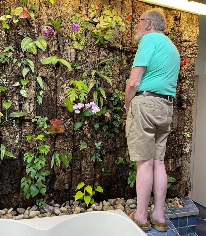 A Plastic Bin Garden - Laidback Gardener