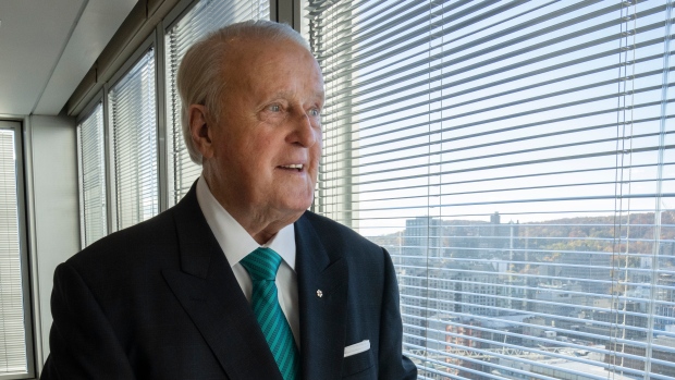 Brian Mulroney, one of Canada's most consequential prime ministers, is dead at 84; 