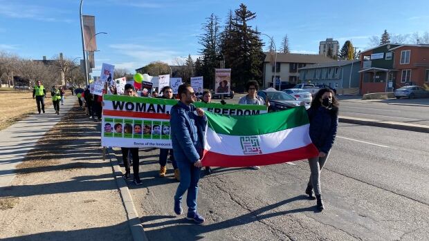 Hundreds march in Saskatoon to show solidarity with protesters in Iran