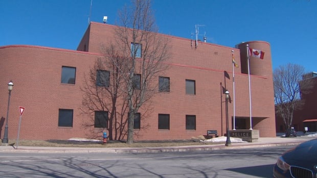 Fredericton police to buy cellphone-cracking tool to use in investigations