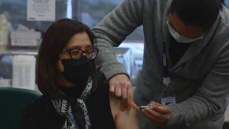 Dr. Eileen de Villa flu shot