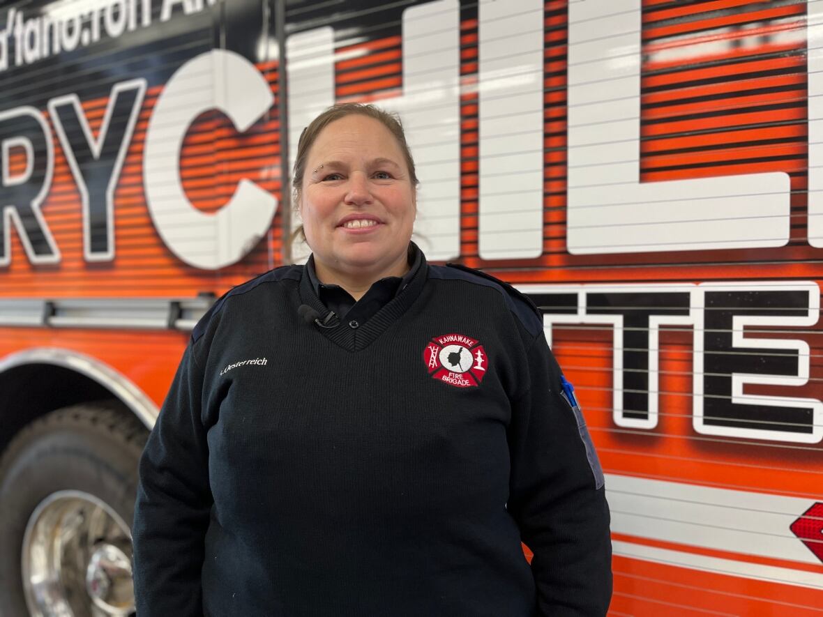 Kateri Oesterreich is a paramedic at the Kahnawake Fire Brigade. 