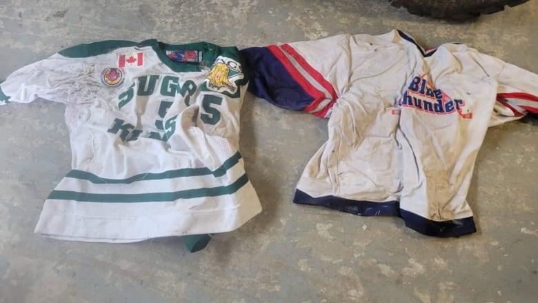 5 NHL Throwback Jerseys We'd Love to See Brought Back From the Dead