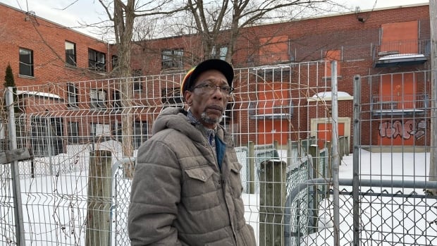 This boarded-up building lays bare Montreal’s crumbling social housing system | CBC News