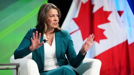 Danielle Smith Ottawa 20230323