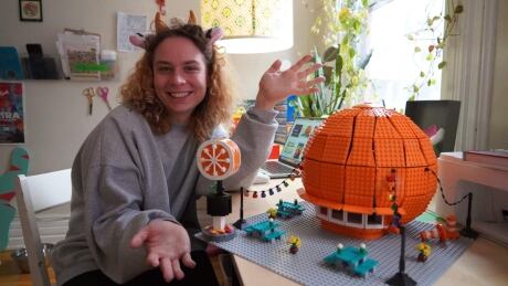 She builds classic Montreal buildings out of Lego