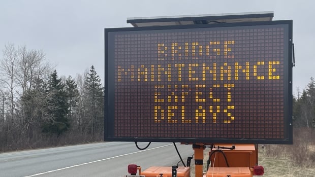 Maintenance means delays on Confederation Bridge for next 8 weeks