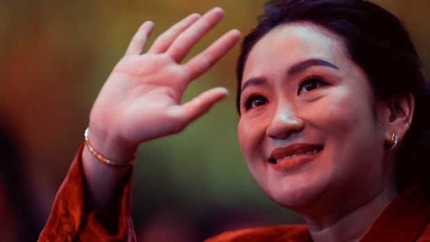 Pheu Thai's prime ministerial candidate Paetongtarn Shinawatra, 36, daughter of former Prime Minister Thaksin Shinawatra, gestures as she attends a major rally event ahead of the upcoming election, in Bangkok, Thailand, May 12, 2023.