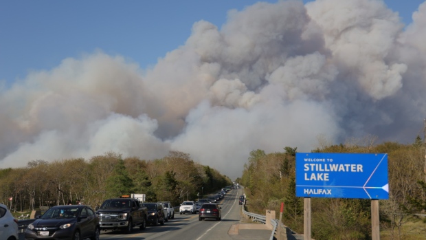 Halifax firefighters outline challenges, lessons learned in Upper Tantallon fire; Cares were seen heading away from the area on Sunday afternoon\.