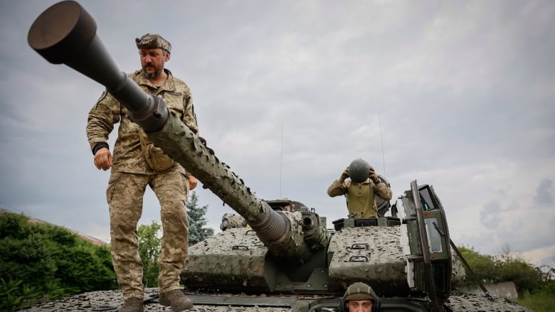 Ukrainian soldiers on a Swedish CV90 infantry fighting vehicle at their positions near Bakhmut, Donetsk region, Ukraine, Sunday, June 25, 2023. In Bakhmut, Ukrainian platoons continue to chip away at Russia’s northern and southern flanks, inching toward the strategic heights of Klischiivka. 