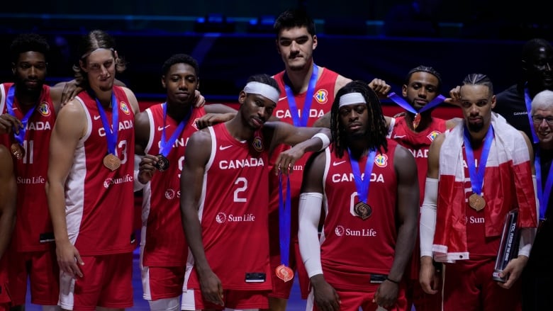 Canada holds off U.S. to win bronze at men's Basketball World Cup