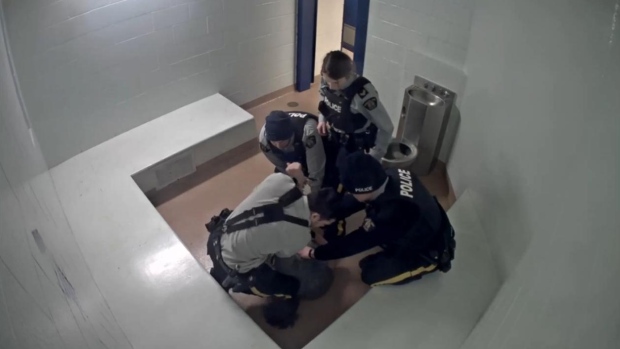 N.W.T. man files excessive force complaint against Fort Smith RCMP; Four people in uniform on top of man in cell\.