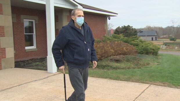 House arrest for former used car dealers who defrauded customers in Fredericton; Peter Kennedy pleaded guilty to 12 counts of fraud exceeding \$5,000 and two counts of fraud not exceeding \$5,000 related fraudulent activities as a director at W&P Auto Sales in Fredericton\.