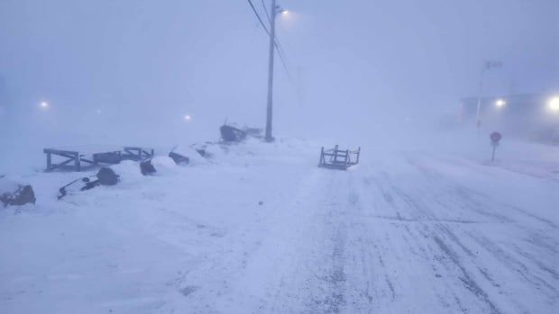 Blizzard rips roof off in Rankin Inlet, cuts power in Arviat