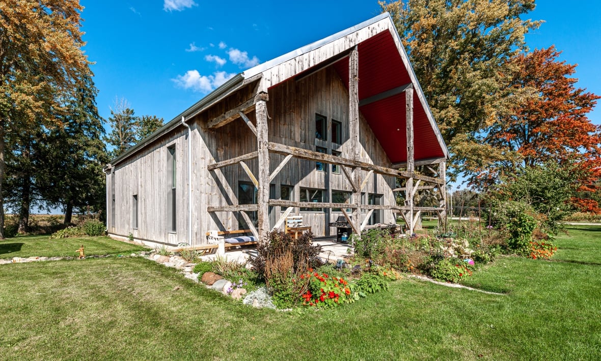 barn 