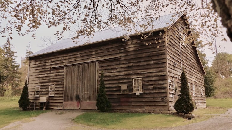 clapboard barn 