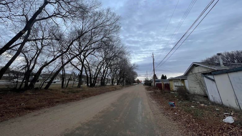 alley