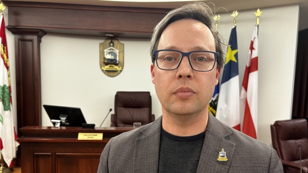 Emergency shelter in Summerside could be up and running by fall; 'We have been advocating, and asking for\.\.\. and calling and nudging and everything we possibly can be doing to try and move this along,' says Summerside Mayor Dan Kutcher\.