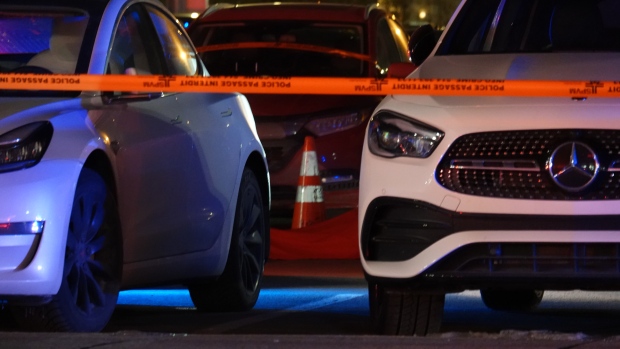 Man fatally shot in Dollard-des-Ormeaux in Montreal's West Island; Montreal police are investigating the shooting in Dollard-des-Ormeaux, Que\. 