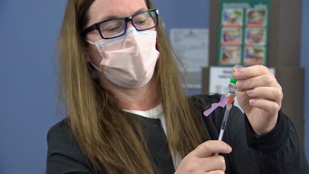 Provinces told to pull existing COVID-19 vaccines ahead of arrival of updated shots