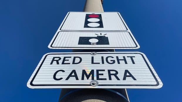 Installation underway on 10 new red light cameras in Windsor