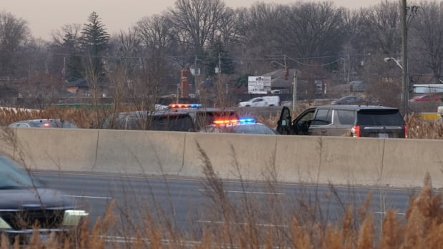Police looking for 3 people who left scene of fatal crash on Highway 400