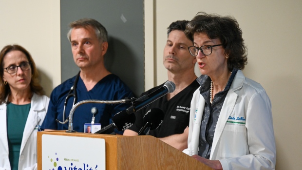Doctors  say they stand in support of Vitalité Health Network's use of travel nurses; Dr\. Lisa LeBlanc, co-chair of the Medical and Dental staff of the Dr\. Georges-L\.-Dumont Hospital spoke in support on Wednesday of the Vitalité Health Network's use of travel nurses across the province\.