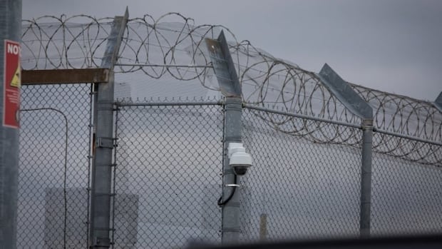 Man gets life for ex-girlfriend's murder as judge weighs Maplehurst rights violations | CBC News