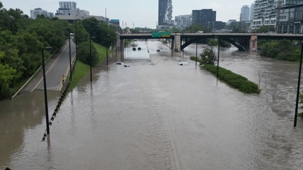 Advocates call for more transparency in home insurance rates amid rise in extreme weather