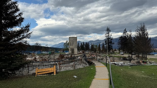 Jasper calls on province to help seniors displaced by wildfire