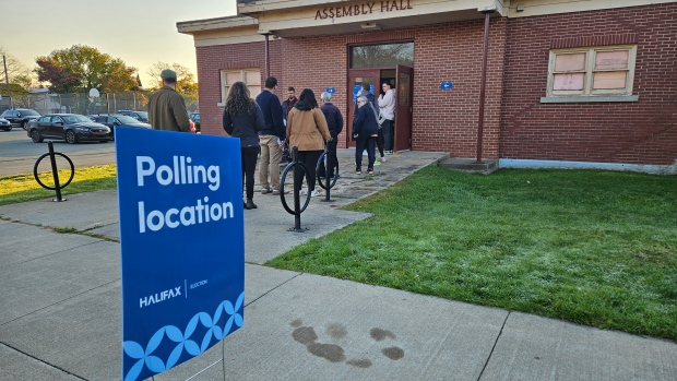 Many municipal leaders defeated in Saturday's election; Halifax residents line up to cast their votes on Saturday\.
