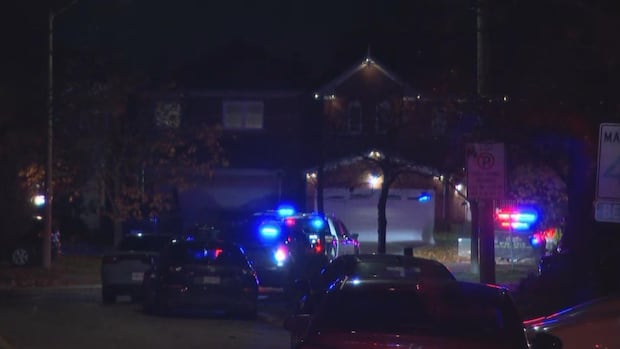 4 officers cleared in death of Aurora teen who appeared to have 'plan to lure police': SIU | CBC News