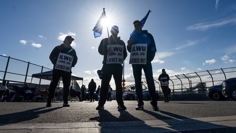 image of B.C. Port Employers Ordered Back to Negotiations Amid Ongoing Lockout