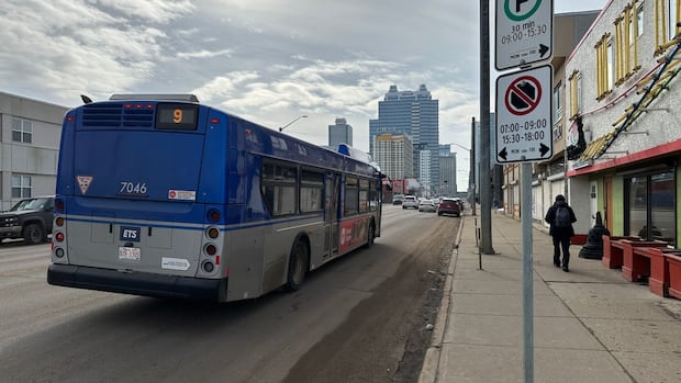 Edmonton Transit Service shuffling routes to add 50,000 annual hours of service